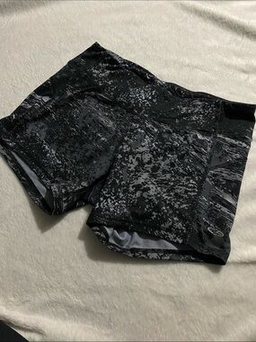 Champion Women's Black Speckle Stretch Training Shorts